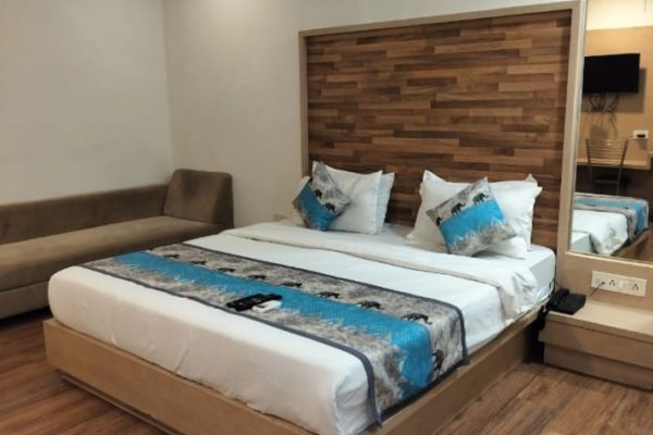 WhatsApp Image 2025-09-05 at 4.08.40 PM